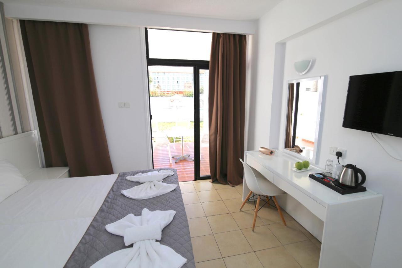 Lantiana Napa Aparthotel 아이아 나파 외부 사진
