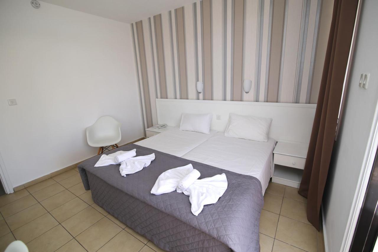 Lantiana Napa Aparthotel 아이아 나파 외부 사진