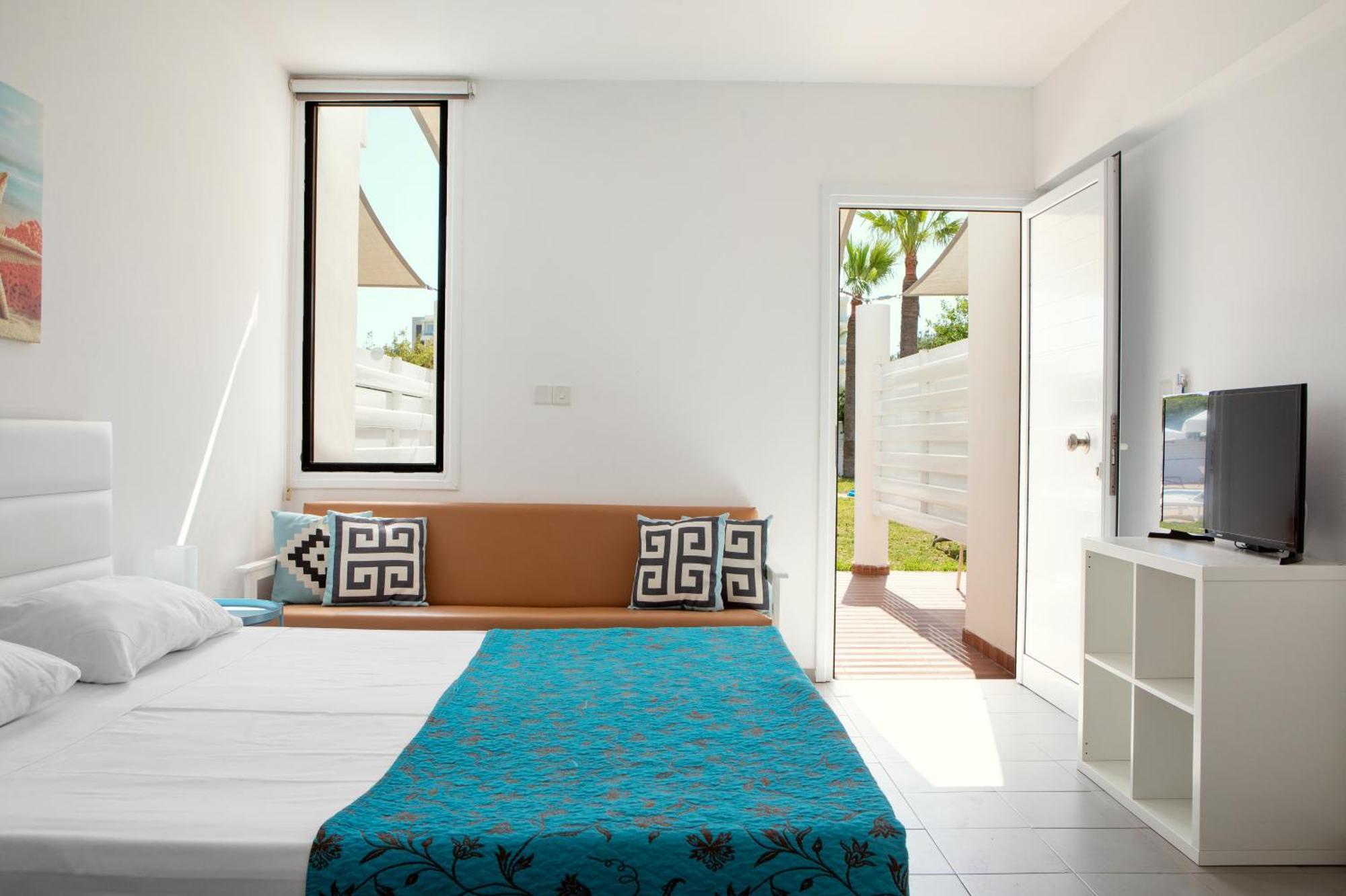Lantiana Napa Aparthotel 아이아 나파 외부 사진